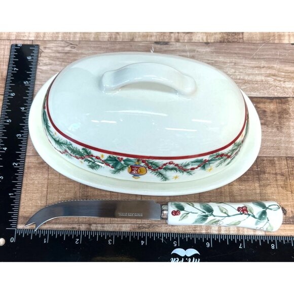 Pfaltzgraff Holiday Garland Covered Butter Dish & Spreader Set - Picture 4 of 7